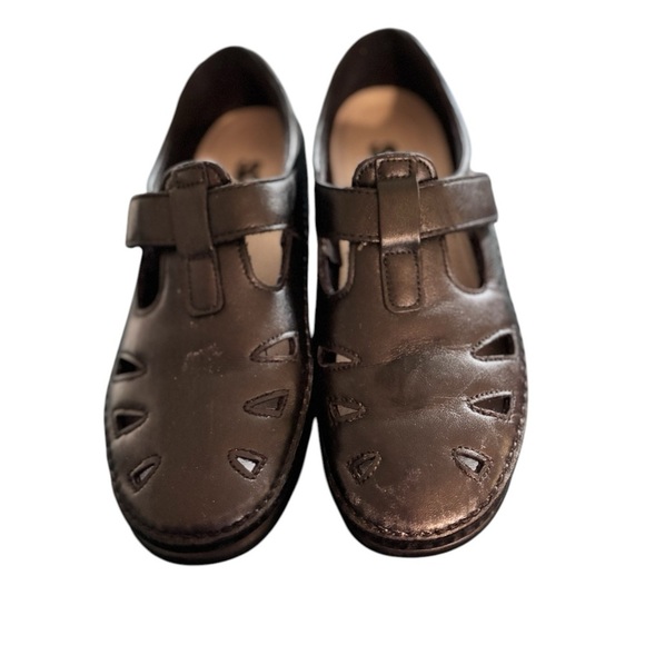 SAS Roamer Black TRIPAD Comfort Leather Loafer Size 8.5M Cut Outs Closed Toe - Picture 2 of 6